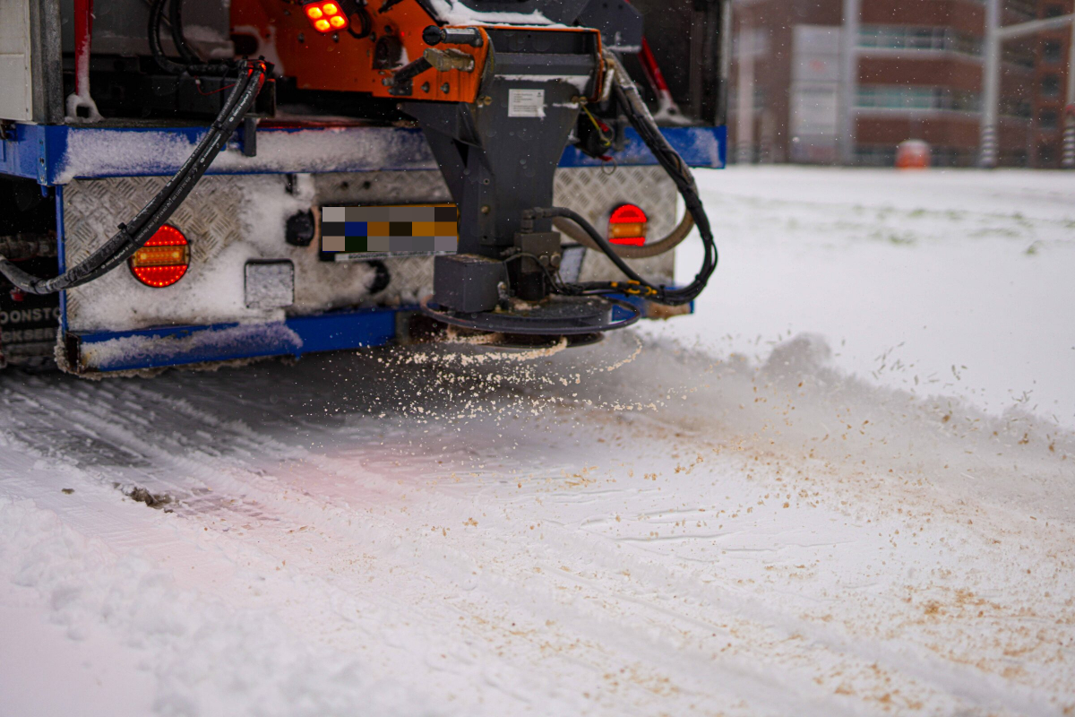 Gemeente Rijswijk gaat proefrit doen met strooiwagens