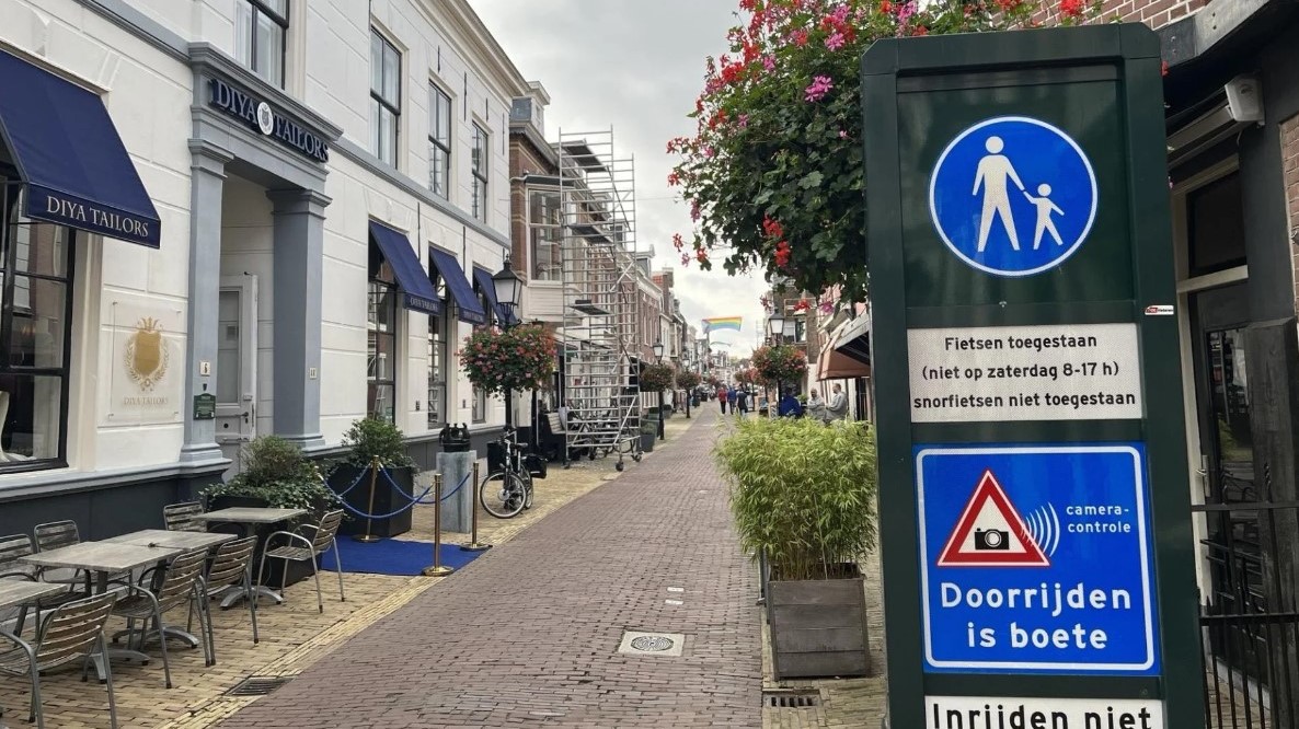 Extra handhaving op fietsverbod winkelcentra