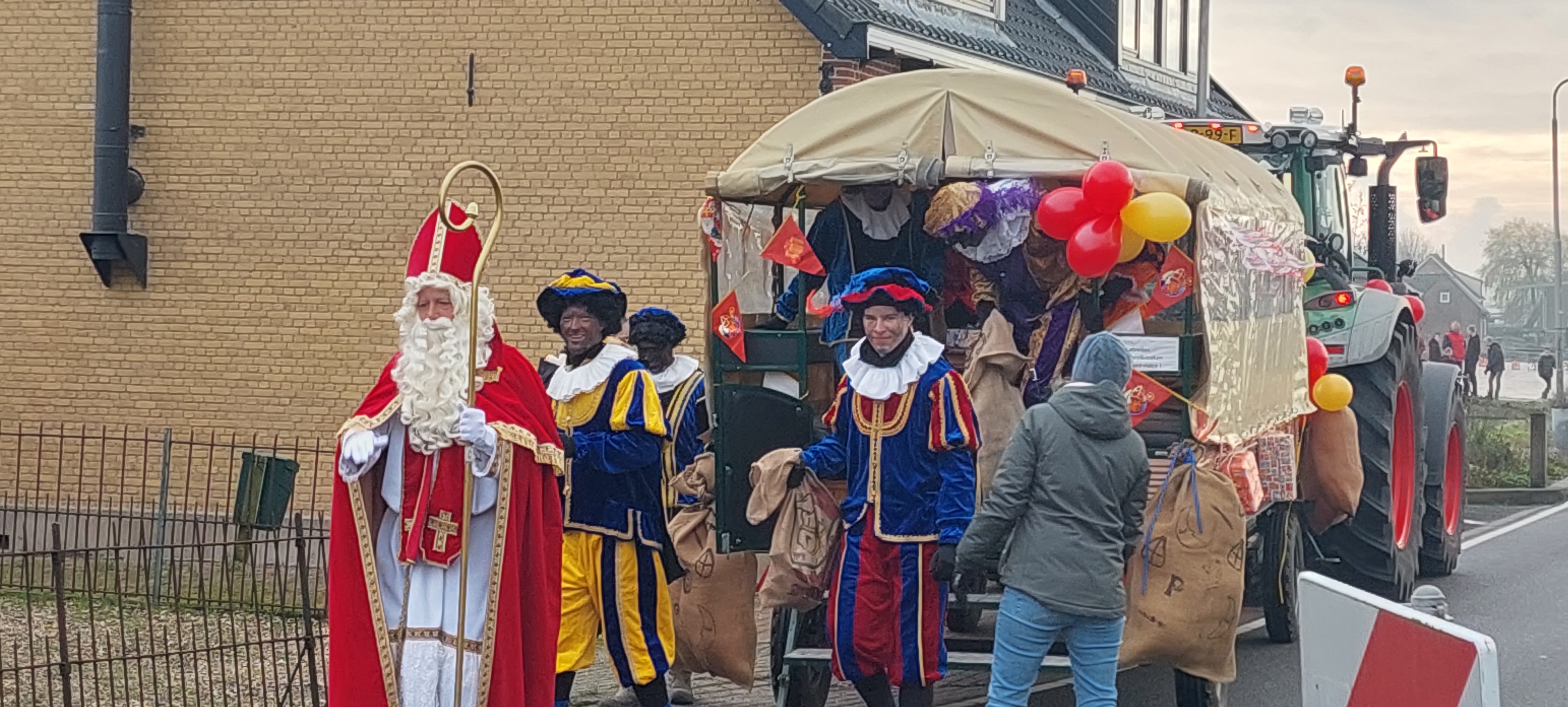 Sinterklaas bezoekt ook Oude Leede