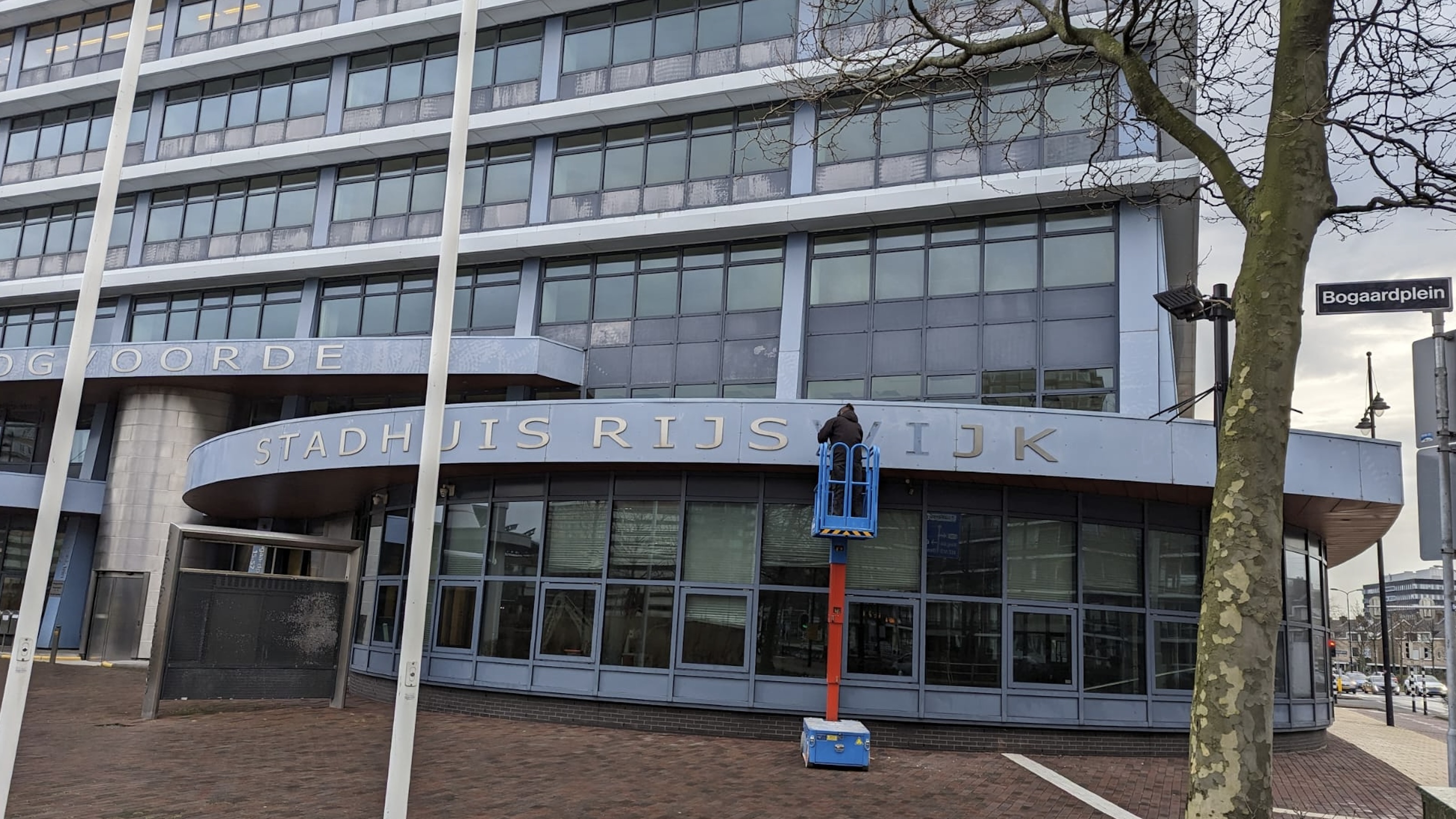 Letters Stadhuis Bogaardplein vrijdag verwijderd