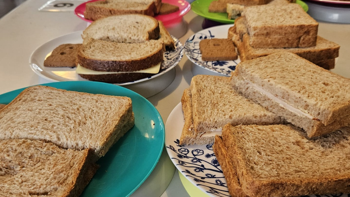 Don Bosco biedt Lunch-loket aan voor gezinnen die het minder breed hebben