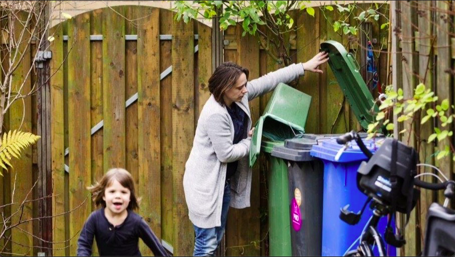 Gratis compost scheppen op landelijke compostdag