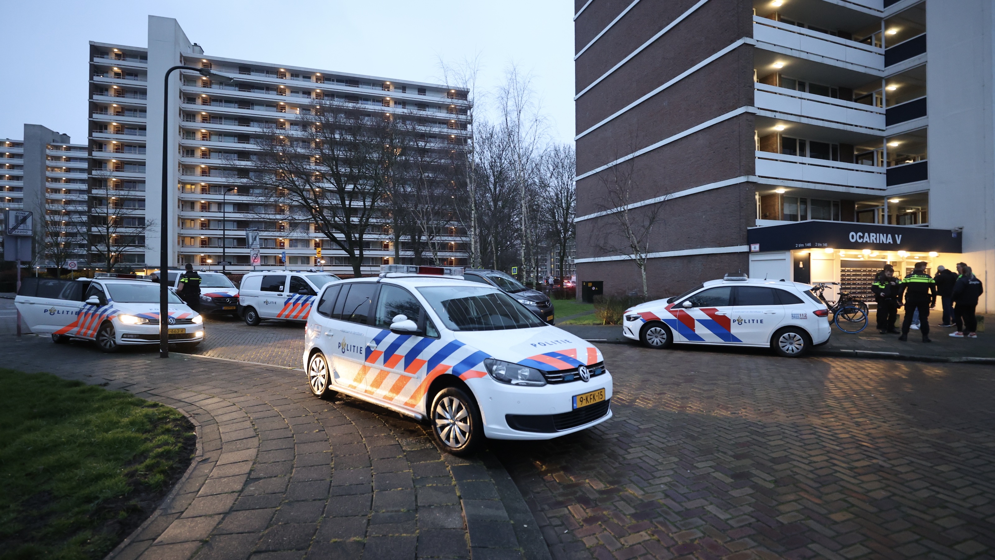 [UPDATE] Agenten in kogelwerende vesten bij woningoverval, daders gevlucht