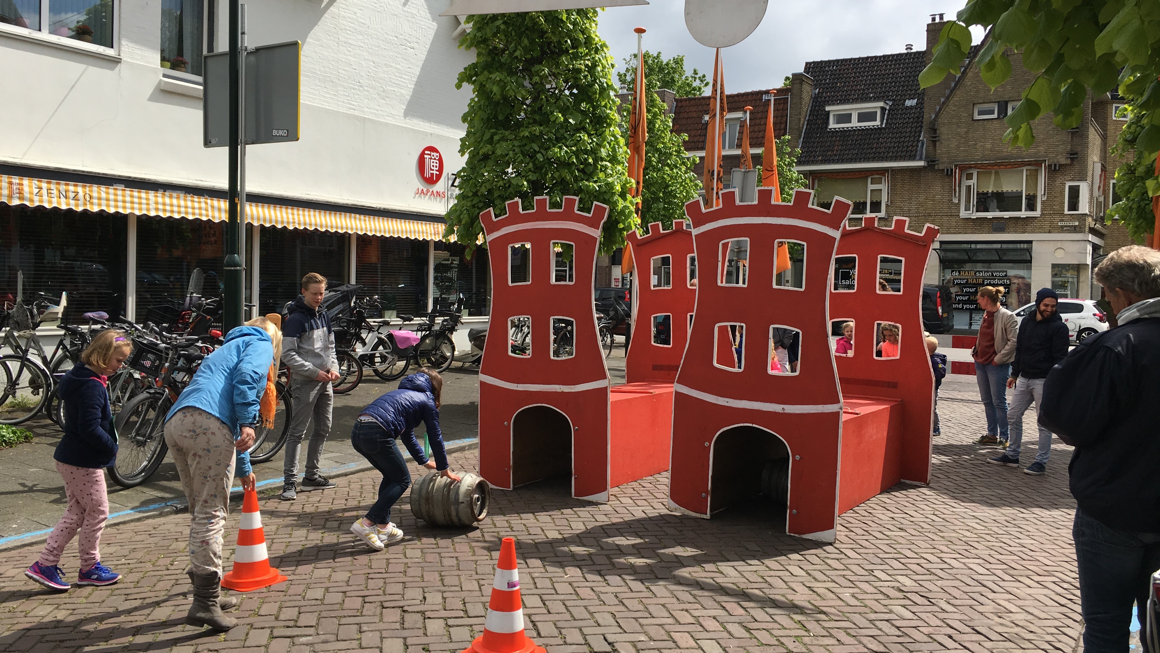 43ste editie van de Oranjelust Kinderstraatspelen op Bevrijdingsdag