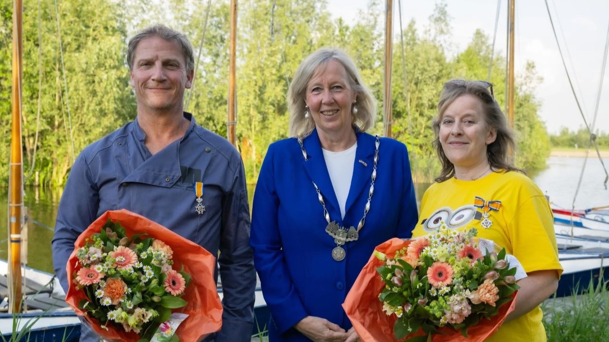 Koninklijke onderscheiding voor Evelien Beguin en Gerard van Geest