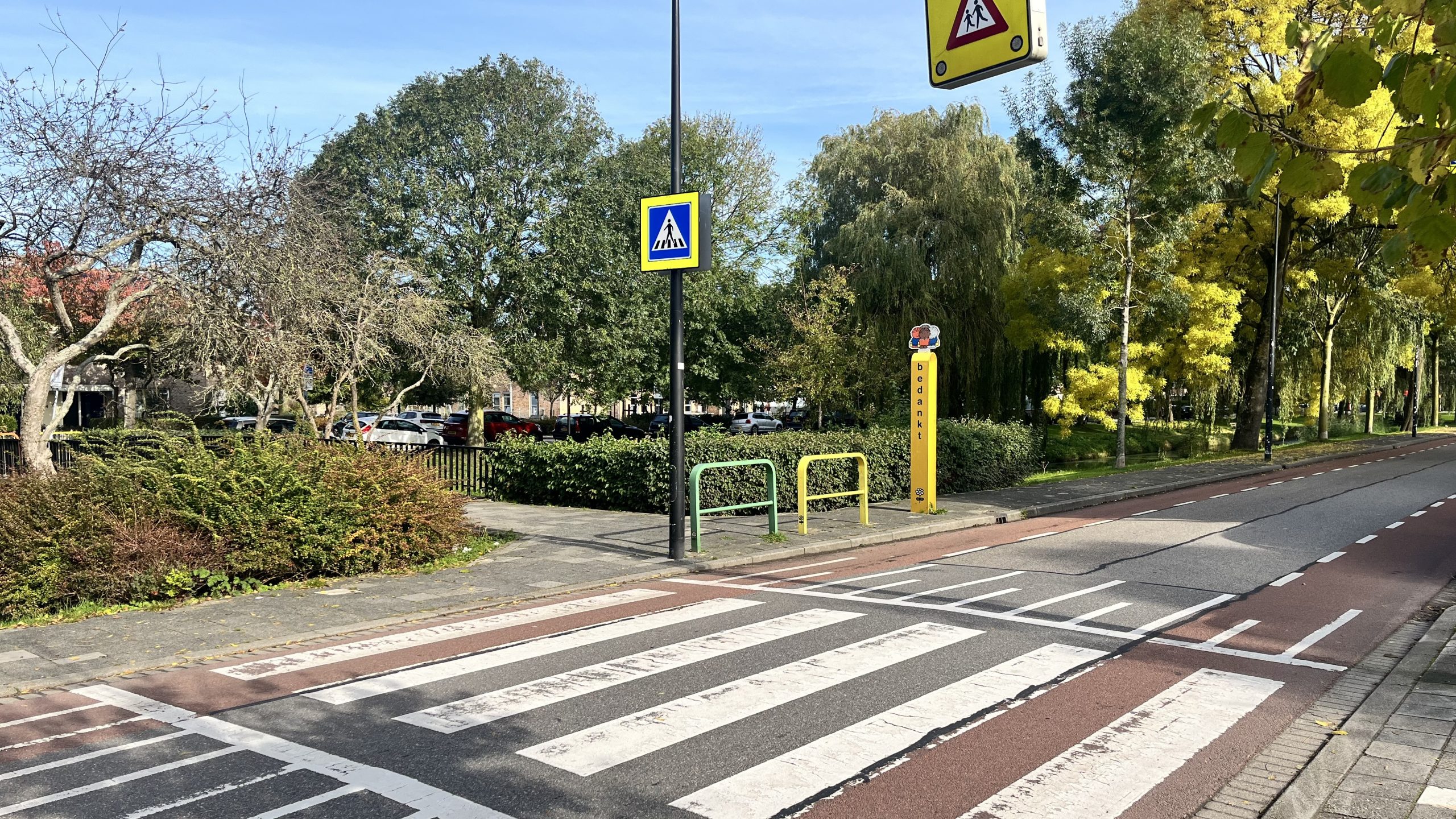 Snelheden op de Admiraal Helfrichsingel: Bewoners vragen om actie