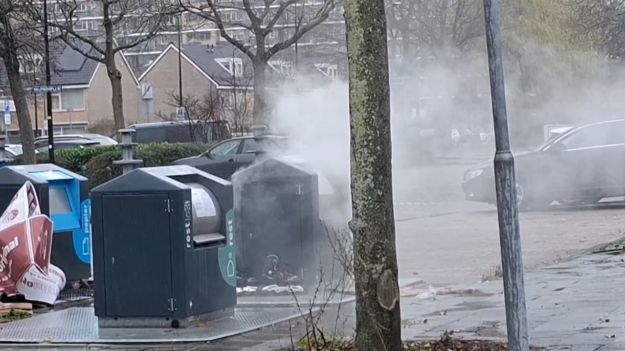 [VIDEO] Ondergrondse container in de fik aan de Banjostraat