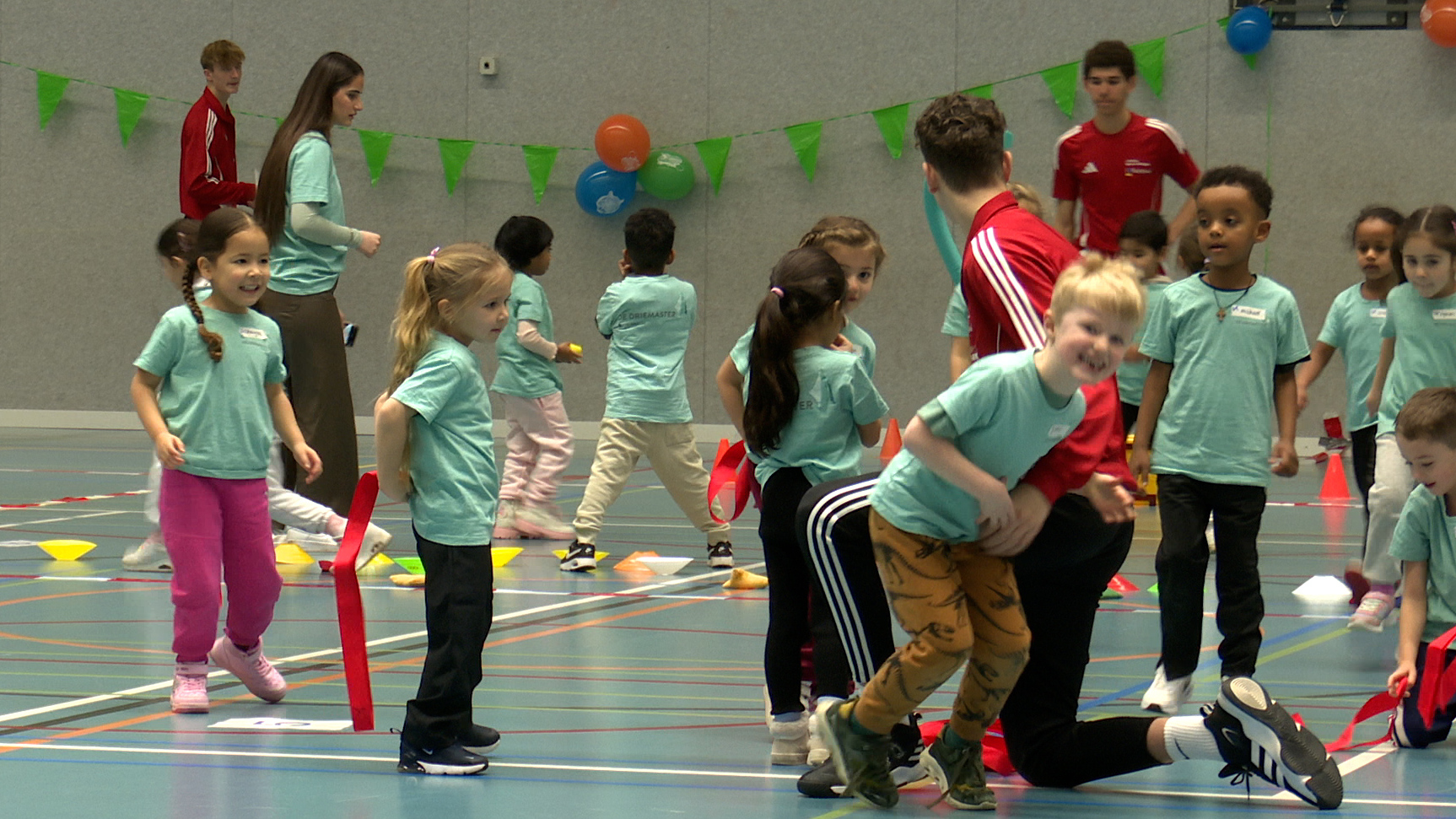 [VIDEO] 700 kinderen doen mee met Giga Kangoeroedag