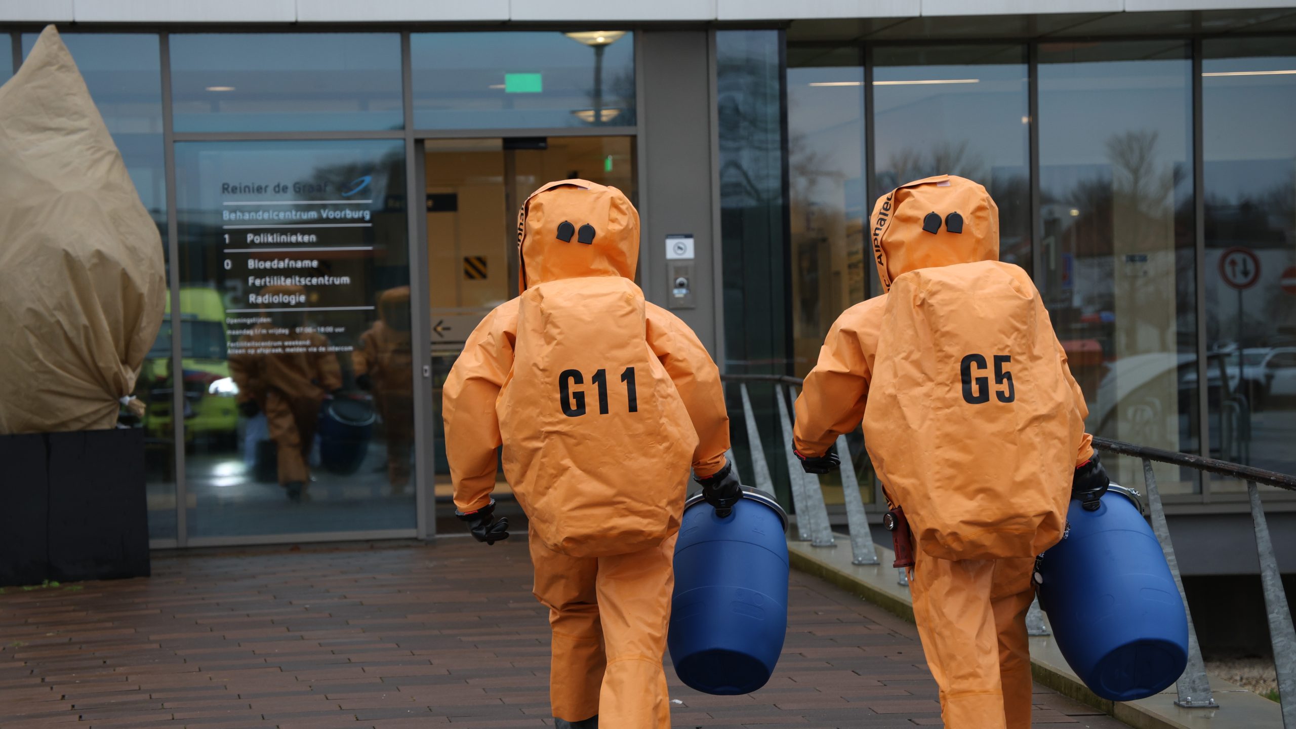 Ongeval met waterstofperoxide op ziekenhuisterrein in Voorburg