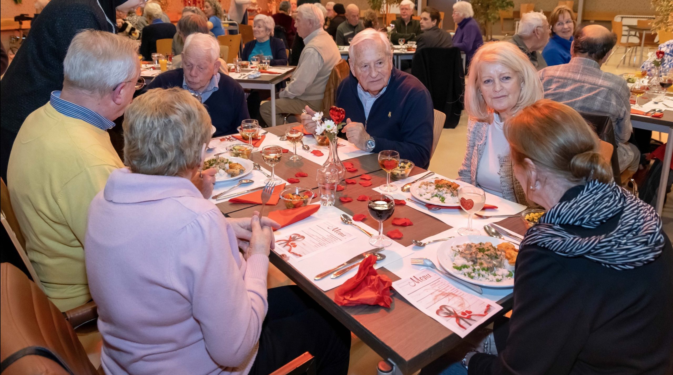 Liefdevolle avond voor mantelzorgers en hun zorgvragers bij Valentijnsdiner