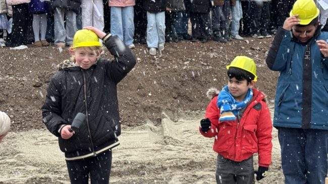 Steenvoordeschool paaltje slaan 1