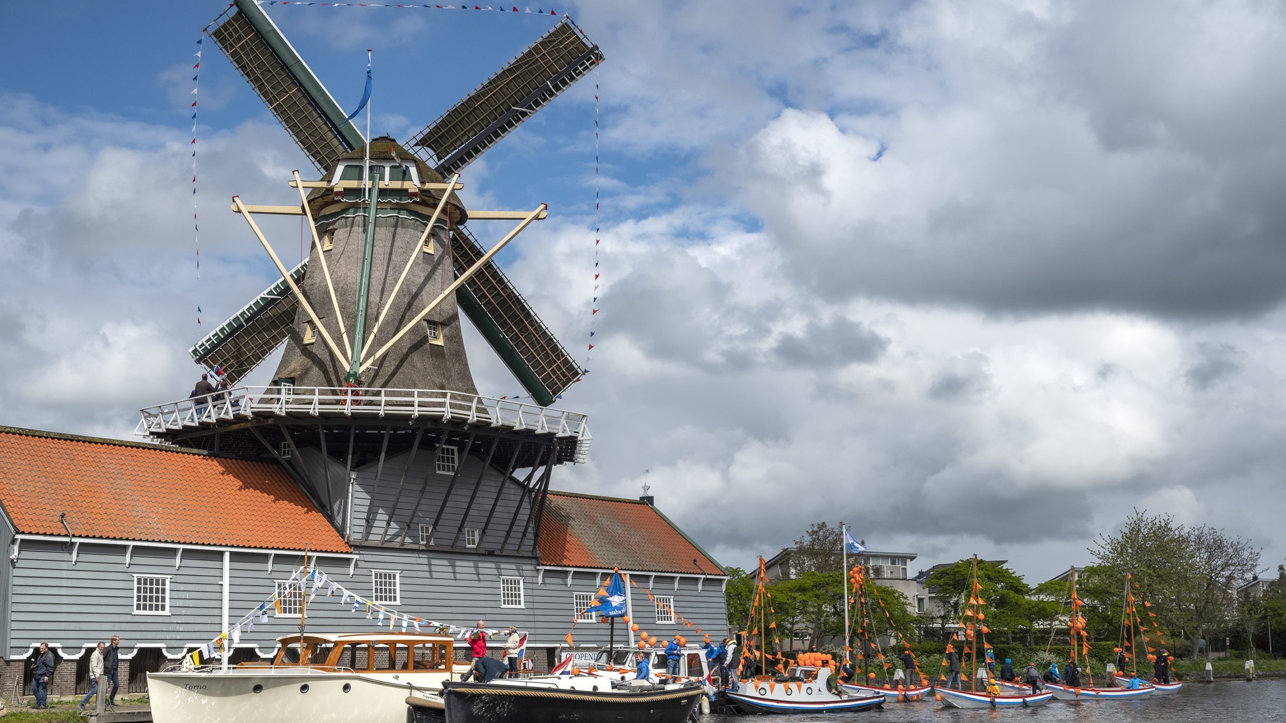 Plaspoelhavenfeest en Historische Trekvaartdag in Leidschendam-Voorburg