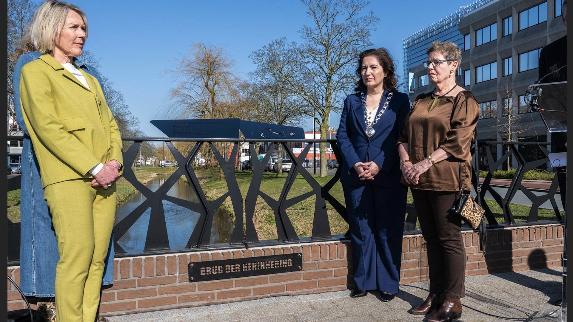 [VIDEO] Plaquette onthuld ter nagedachtenis aan slachtoffers van de Rijswijkse Vergismoorden