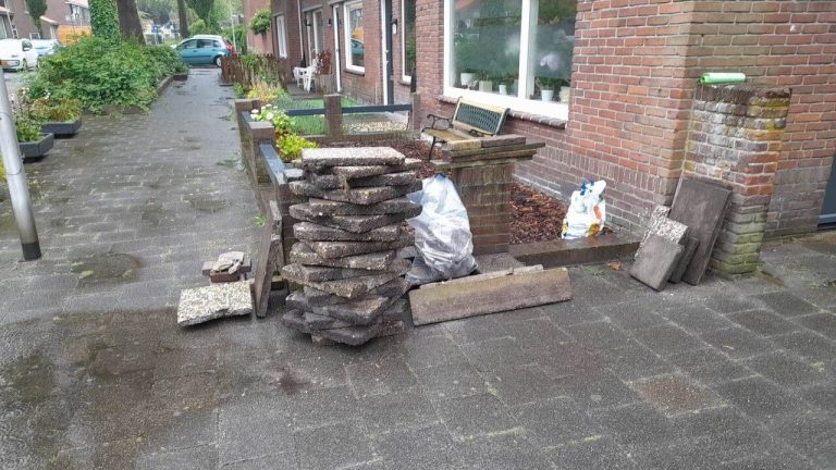 Tegeltaxi rijdt 1 september door Pijnacker-Nootdorp voor gratis tegelinzameling