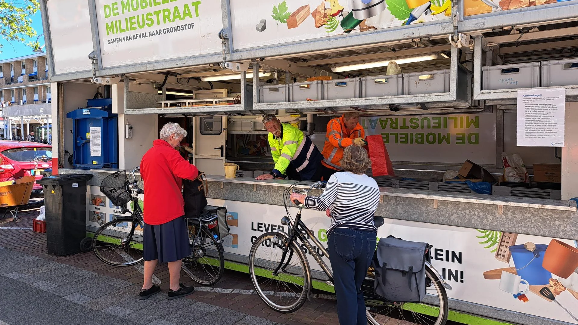 Mobiele milieustraat maakt afval scheiden makkelijker in Leidschendam-Voorburg