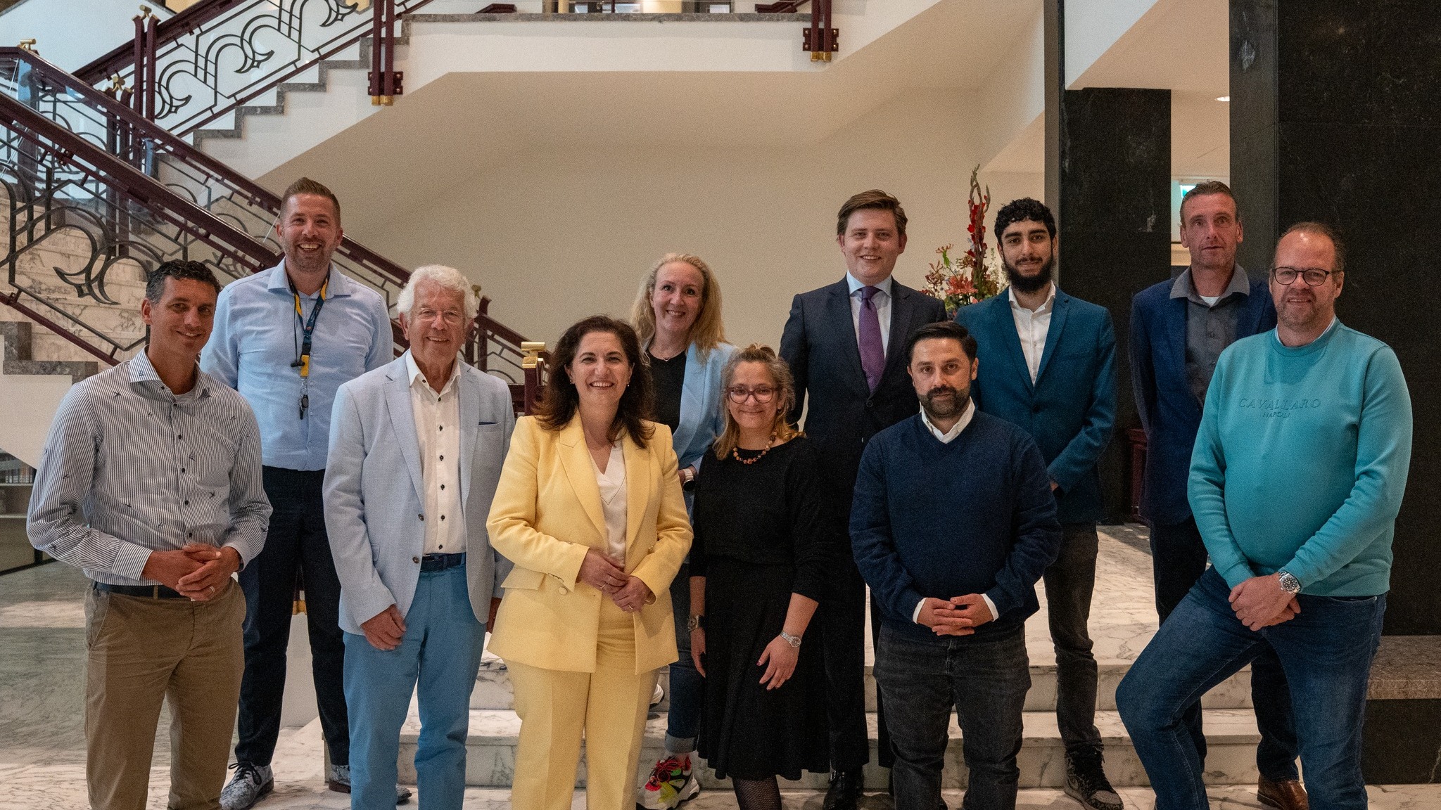 Gemeenteraad Rijswijk spreekt dank uit voor inzet fractieassistenten