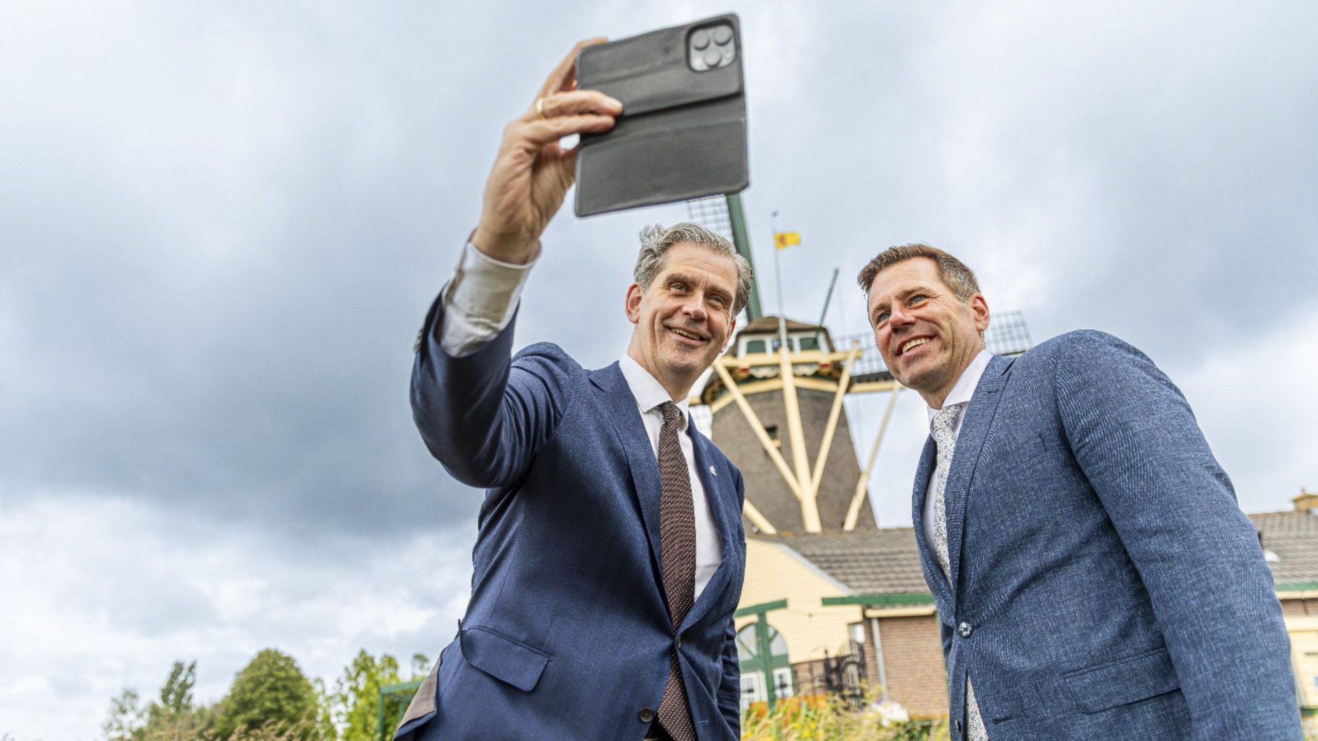 Pijnacker-Nootdorp ontvangt Commissaris van de Koning met trots en lokale gastvrijheid Pijnacker-Nootdorp ontvangt Commissaris van de Koning met trots en lokale gastvrijheid