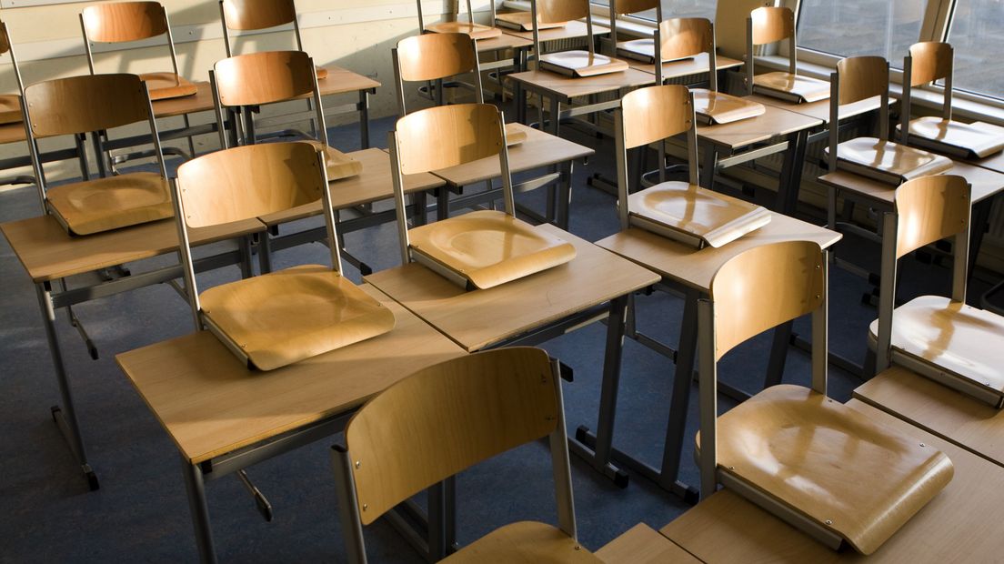Teamleider Rijswijks Lyceum op staande voet ontslagen na verdenking seksueel misbruik