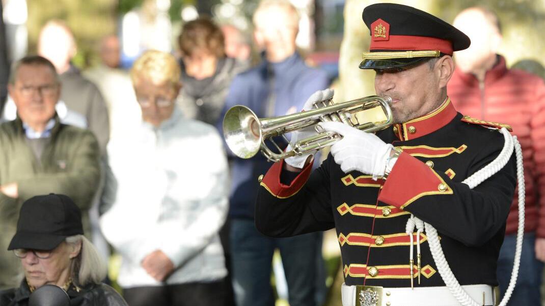 Rijswijk herdenkt oorlogsslachtoffers bij Monument in Park Hofrust: “Vrijheid moet gedeeld worden”