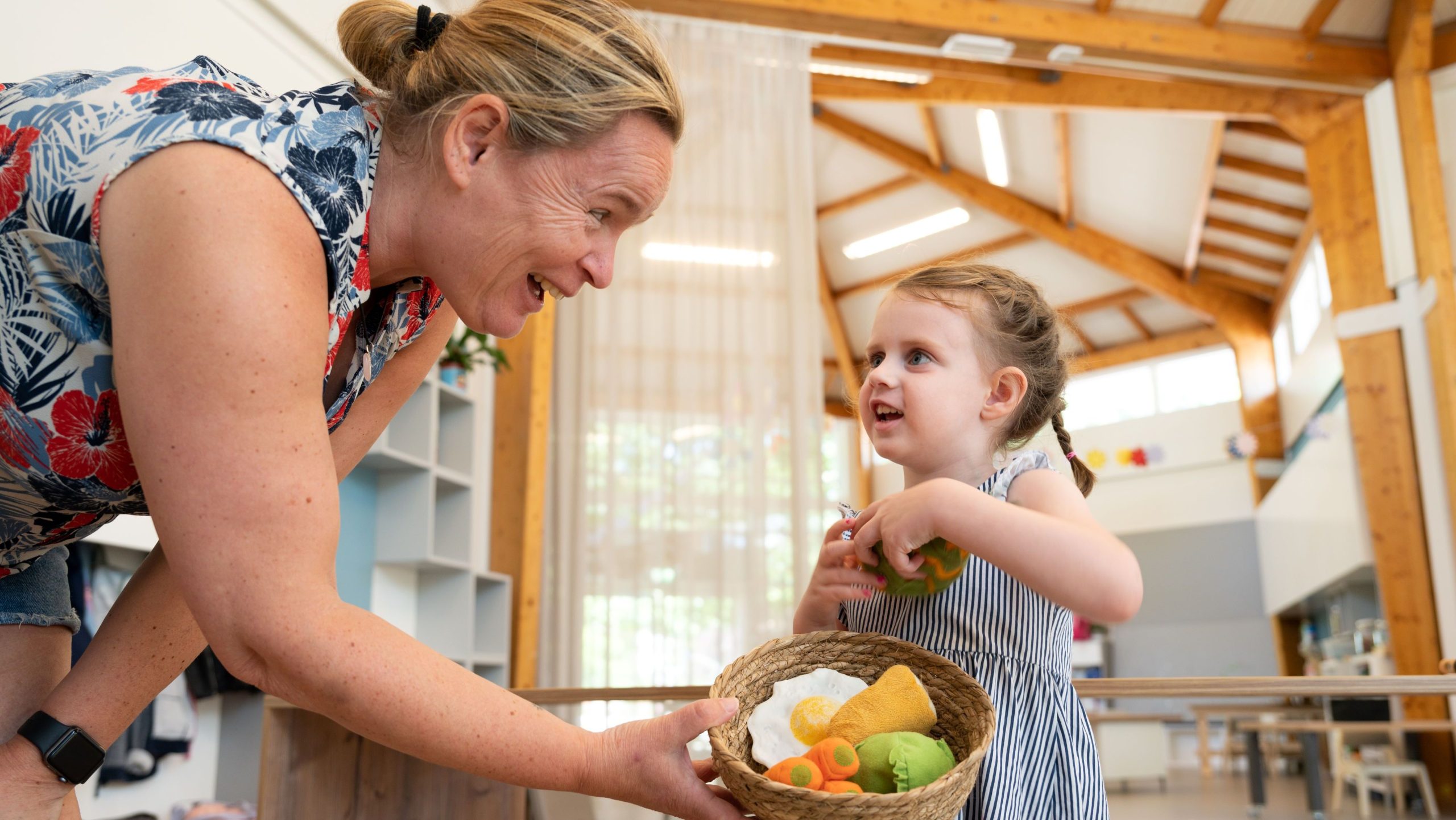 Montessorischool Nieuw Vreugd en Vlietkinderen starten samenwerking voor kinderen van 0-14 jaar Montessorischool Nieuw Vreugd en Vlietkinderen starten samenwerking voor kinderen van 0-14 jaar