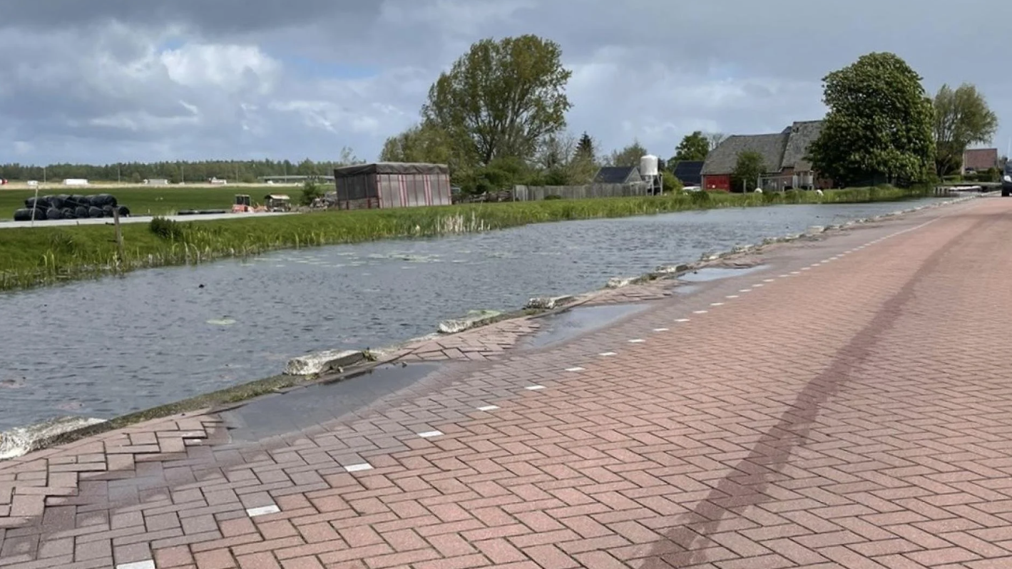 Gemeente stelt ultimatum aan aannemer na vroege gebreken Stompwijkseweg