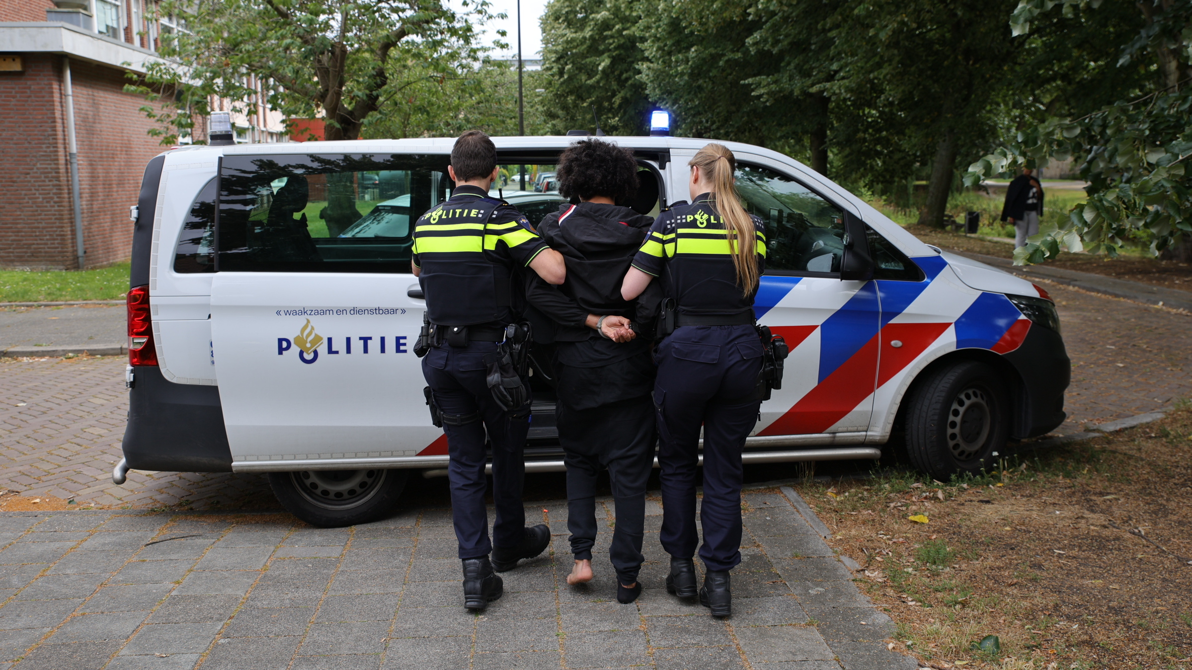 Twee jongens aangehouden na gevaarlijke achtervolging op gestolen scooter in Rijswijk