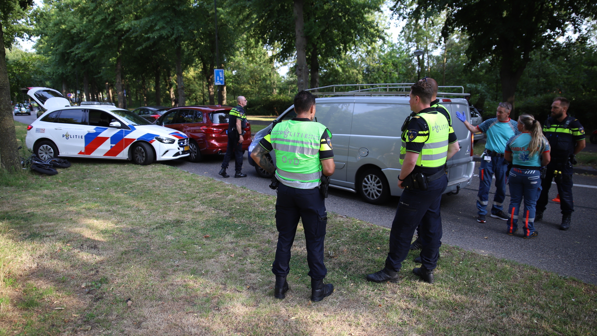 Kind op fatbike aangereden door politieauto tijdens achtervolging in Rijswijk