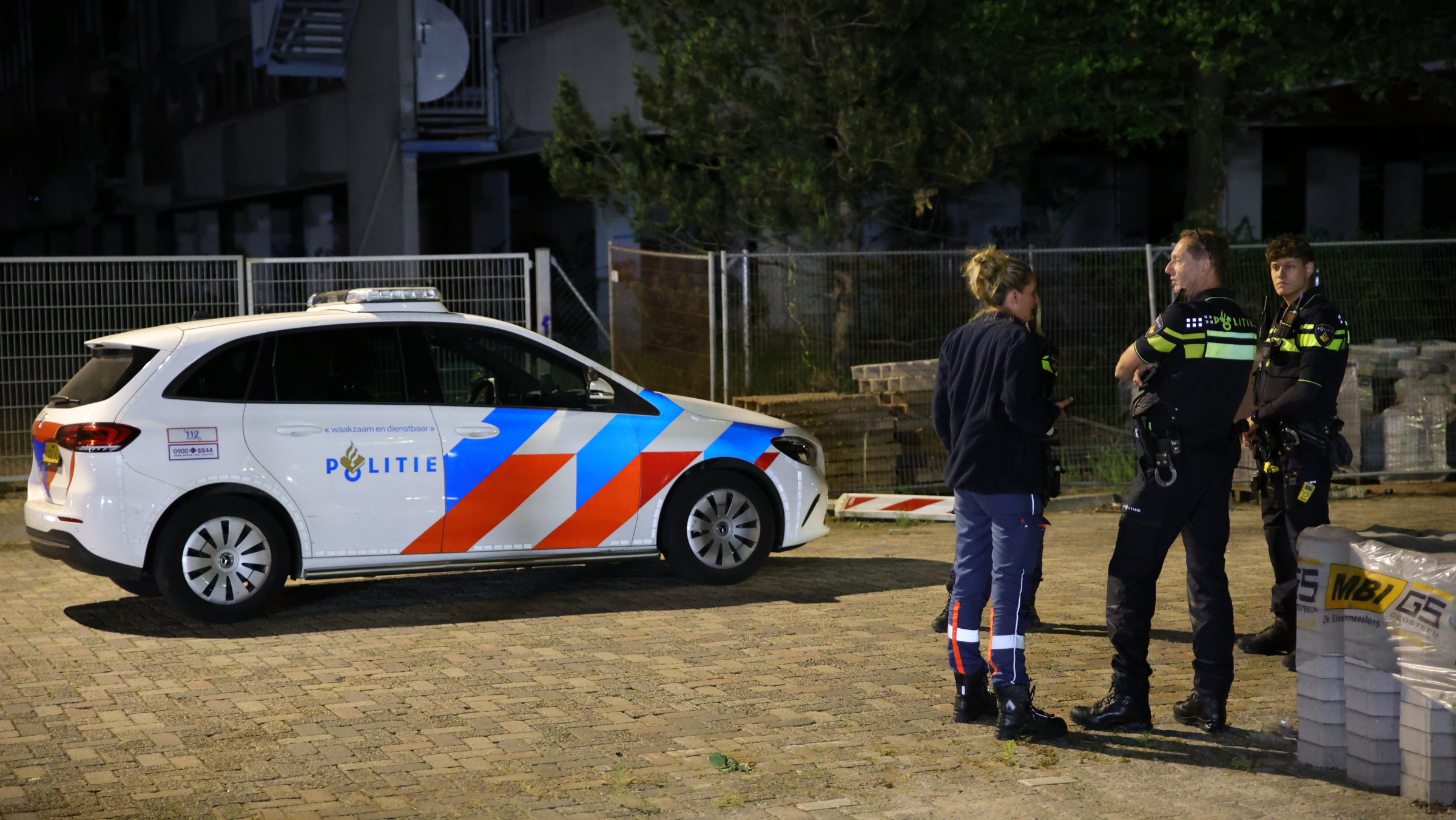 Politie-onderhandelaar ingezet bij incident in leegstaand Sijthoff-gebouw ‘De Eierdoos’ in Rijswijk