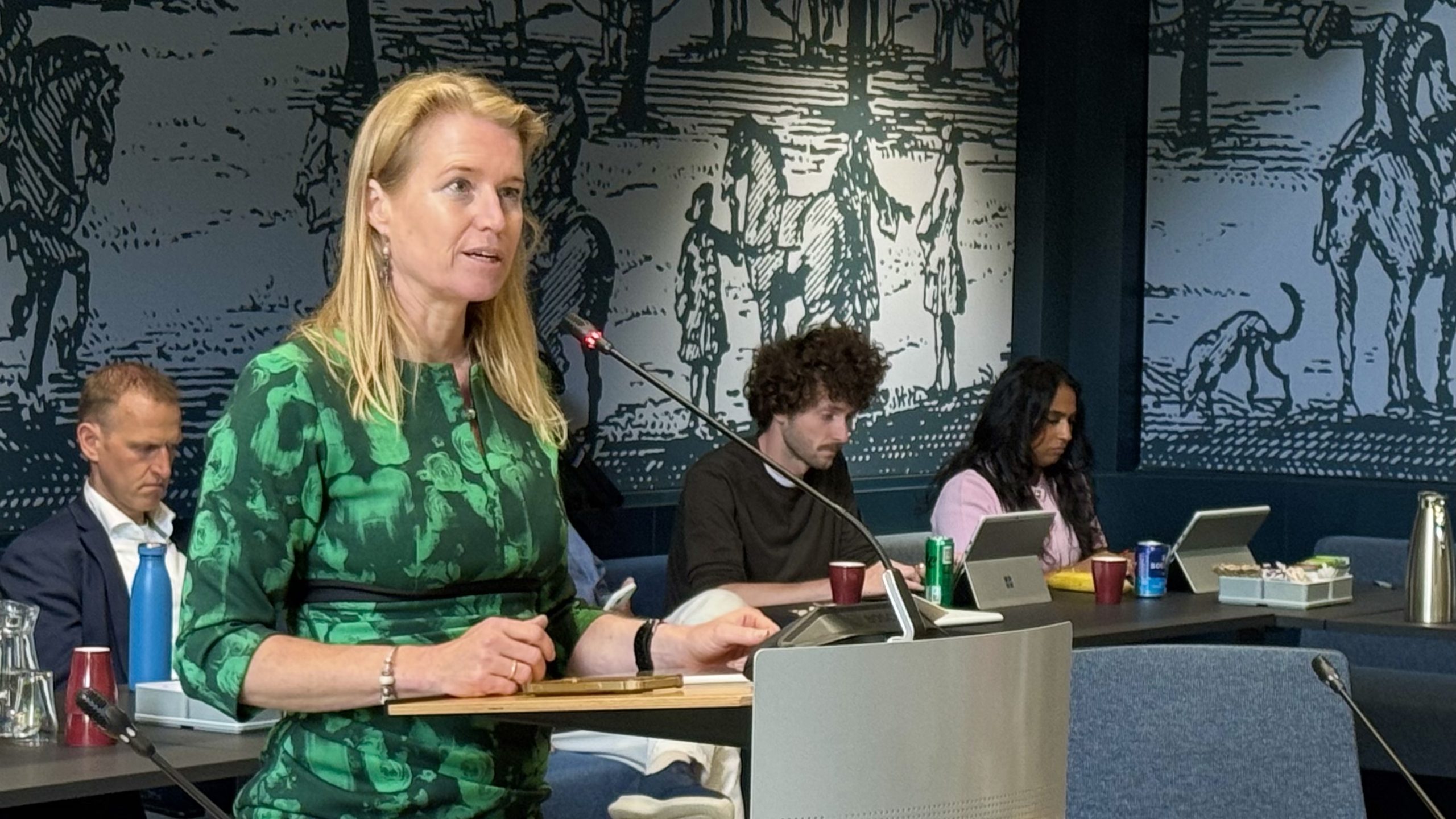 Kaderdebat: D66: “De toekomst is niet iets wat je overkomt, je bouwt het samen, steen voor steen” Kaderdebat: D66: “De toekomst is niet iets wat je overkomt, je bouwt het samen, steen voor steen”