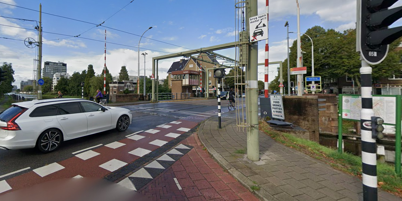 Hitte veroorzaakt stremming Geestbrug tussen Rijswijk en Voorburg