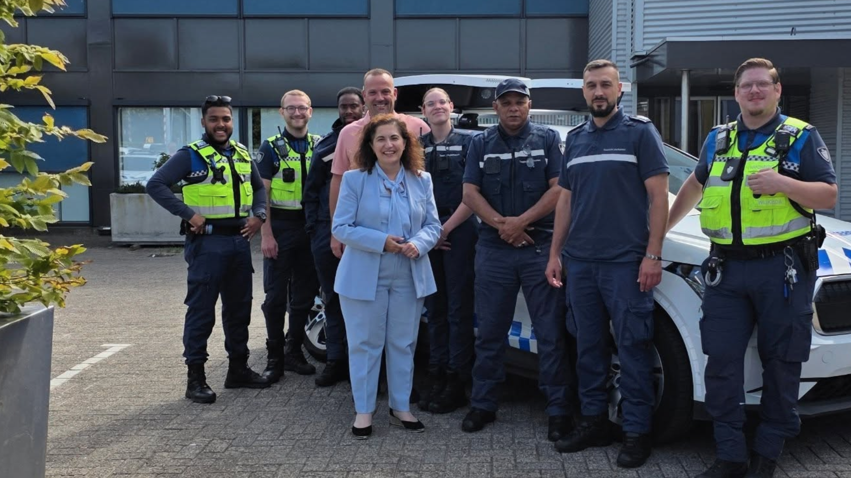 Handhaving Rijswijk in het zonnetje tijdens werkbezoek van burgemeester