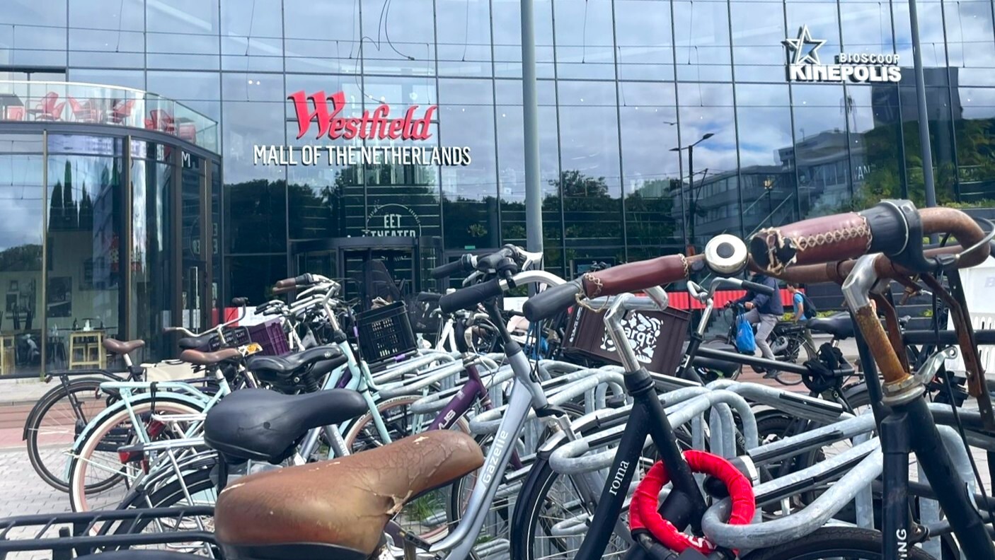 Aandacht-LV dringt aan op update bewaakte fietsenstalling bij Mall of the Netherlands