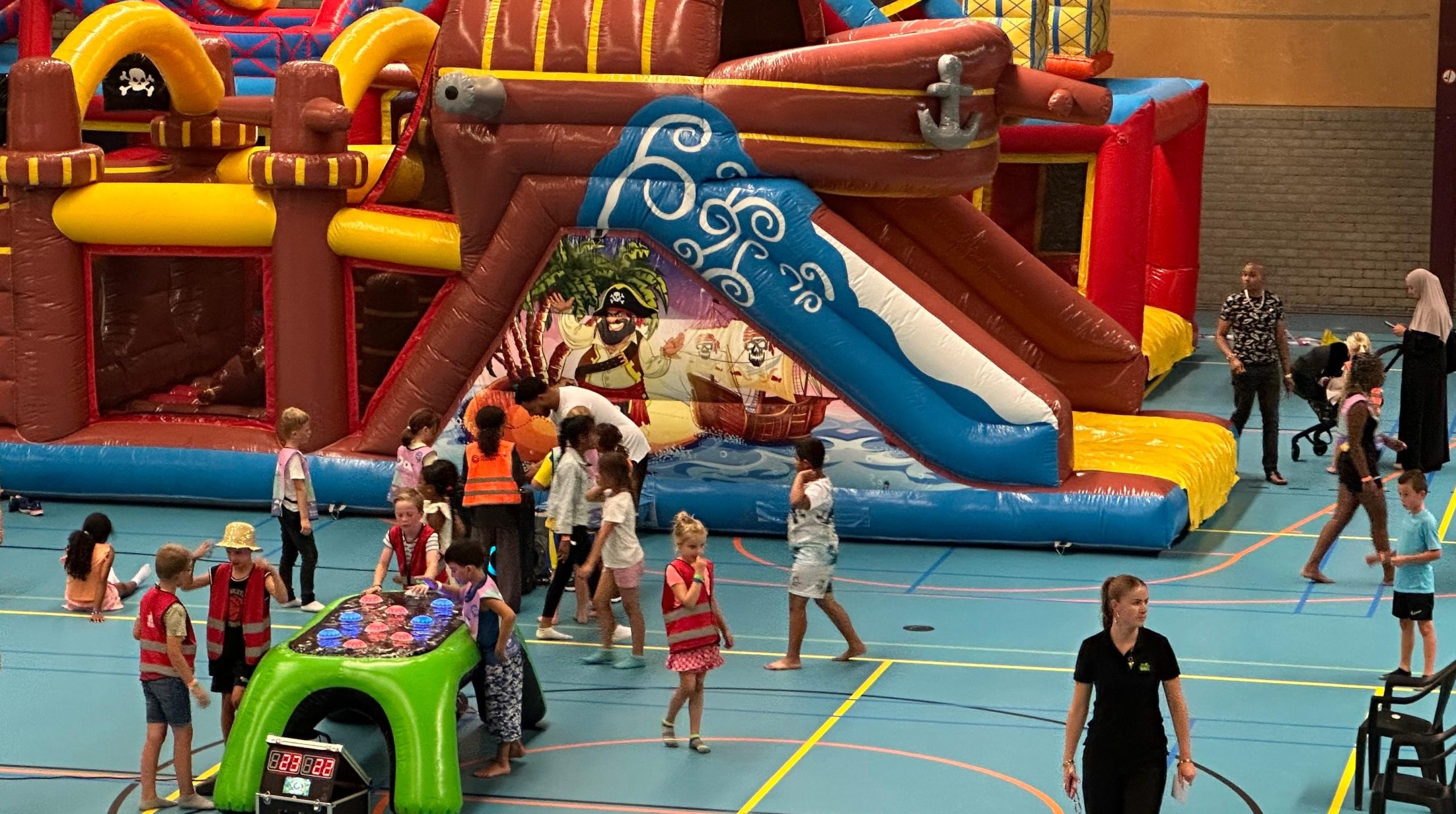 springkussen festijn 3