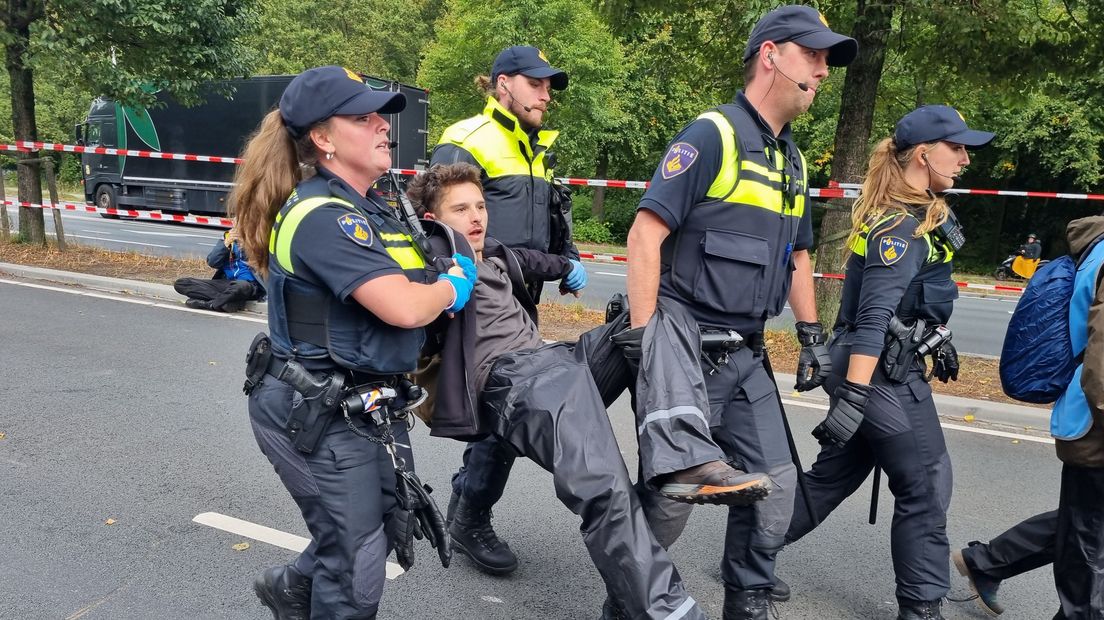Extinction Rebellion kondigt nieuwe blokkade A12 aan, dit zijn de alternatieve routes