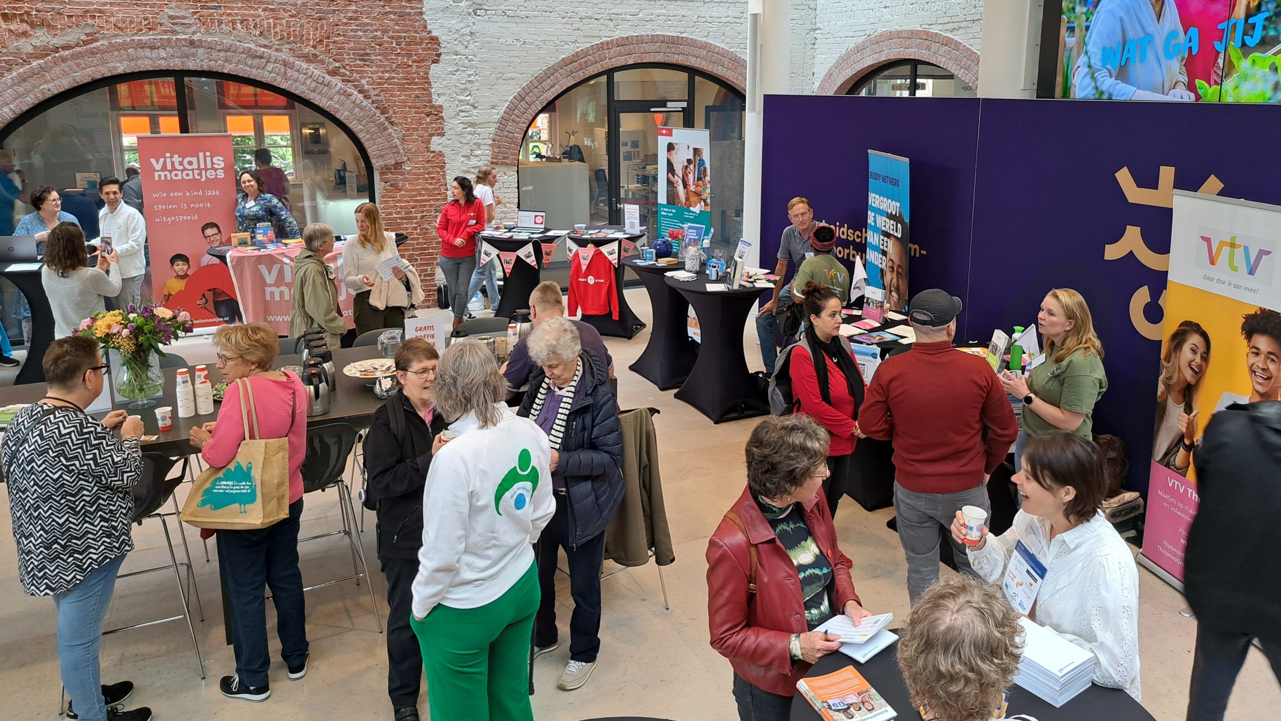 Ontdek vrijwilligerswerk op de markt in Leidschendam Ontdek vrijwilligerswerk op de markt in Leidschendam