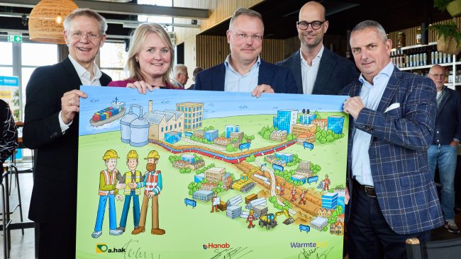 WarmtelinQ start aanleg warmtetransportleiding Rijswijk-Leiden