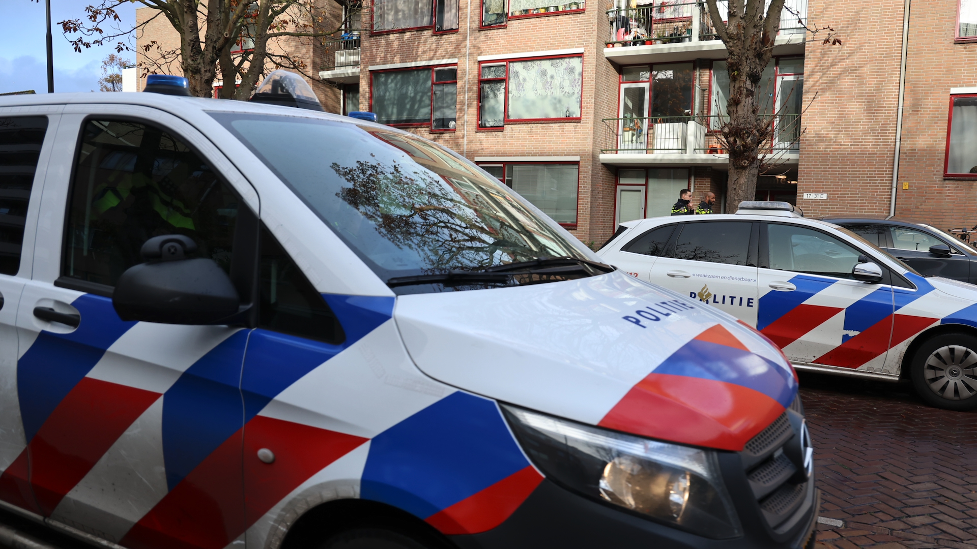 Ernstig gewonde bij steekpartij in appartement aan Steenvoordelaan Ernstig gewonde bij steekpartij in appartement aan Steenvoordelaan