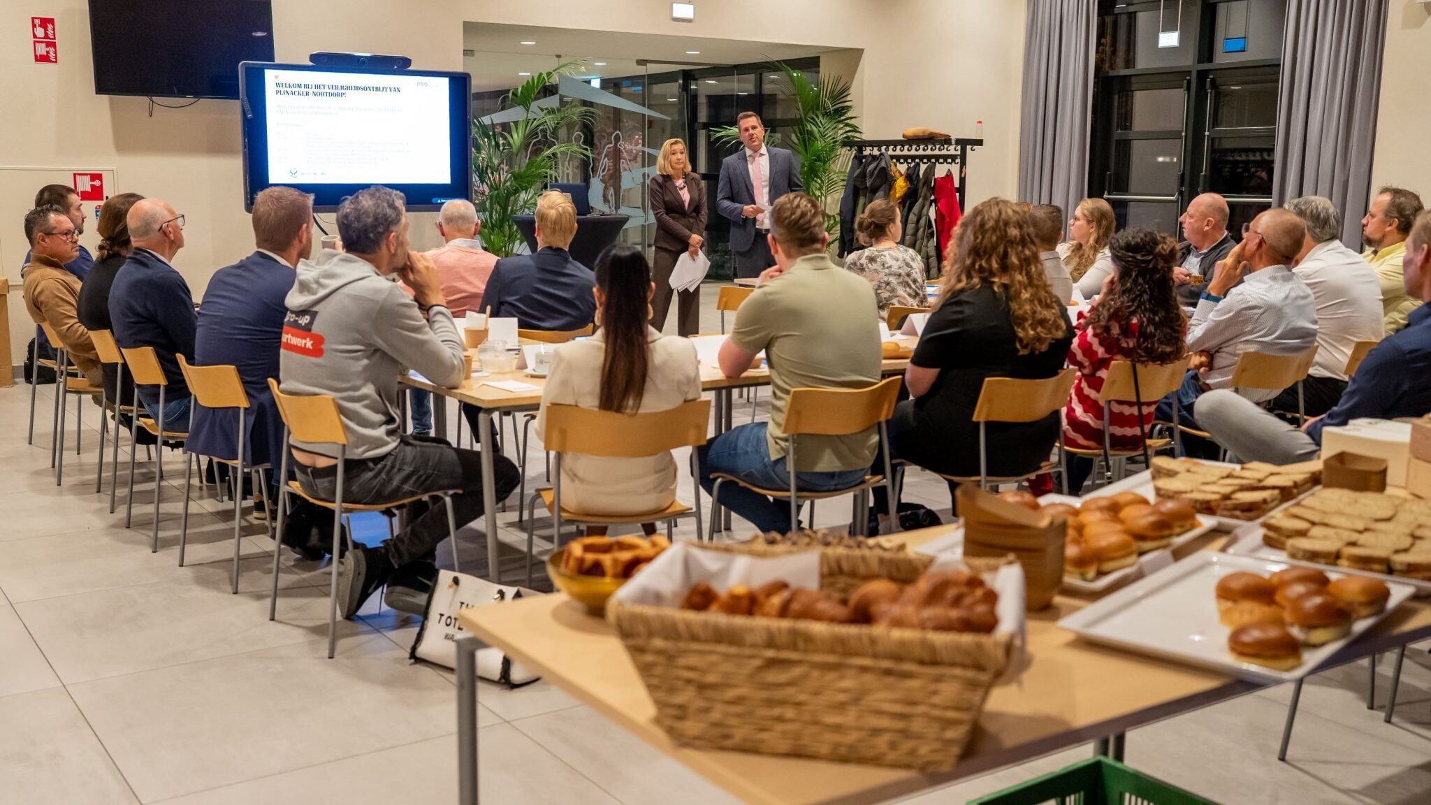 Ondernemers en bestuurders bundelen krachten tijdens Veiligheidsontbijt Pijnacker-Nootdorp