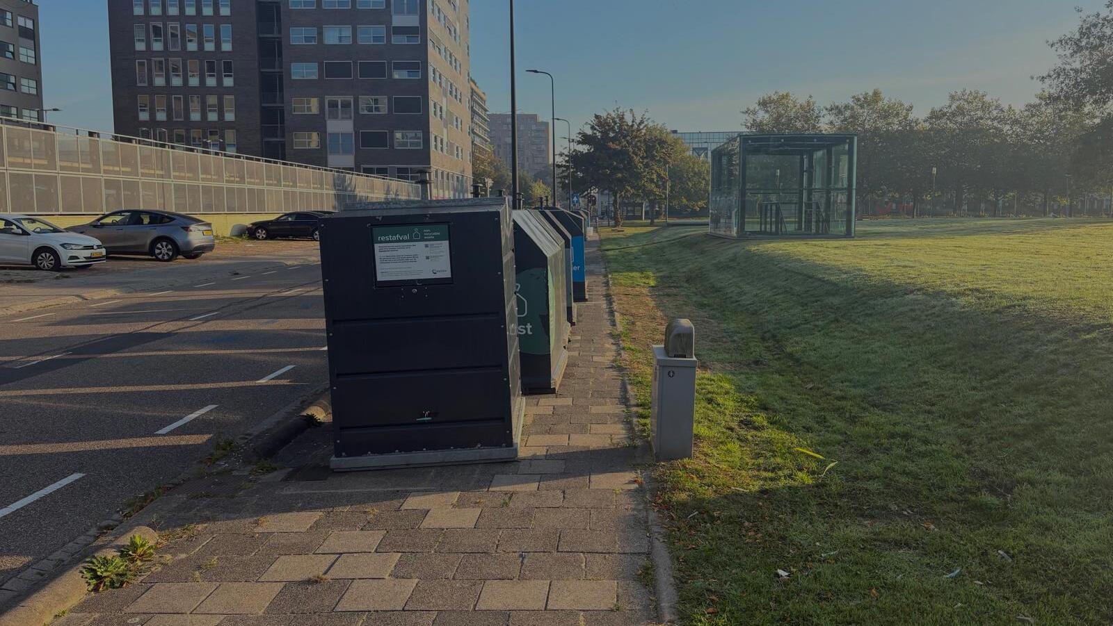Afvalcontainers op stoep Kessler Park zorgen voor hinder
