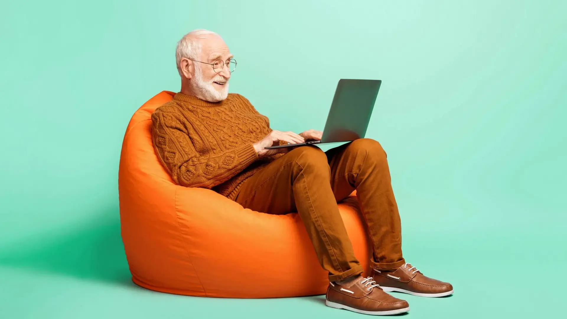 55+ers leren veilig online tijdens speciale training