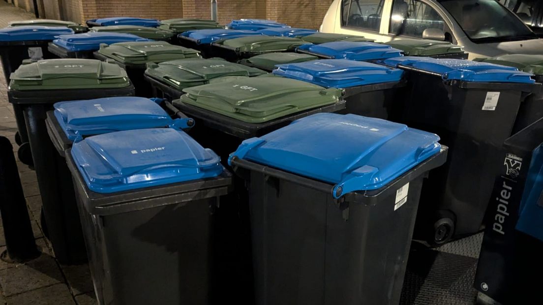 Weer ophef over afvalbakken in Rijswijk, bewoners zetten containers bij grofvuil