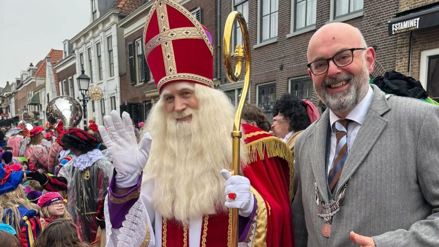 Sinterklaas en zijn Pieten veilig aangekomen in Leidschendam en Voorburg Sinterklaas en zijn Pieten veilig aangekomen in Leidschendam en Voorburg