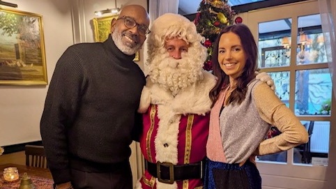 Rijswijkse gezinnen vieren kerst met diner en cadeaus Rijswijkse gezinnen vieren kerst met diner en cadeaus