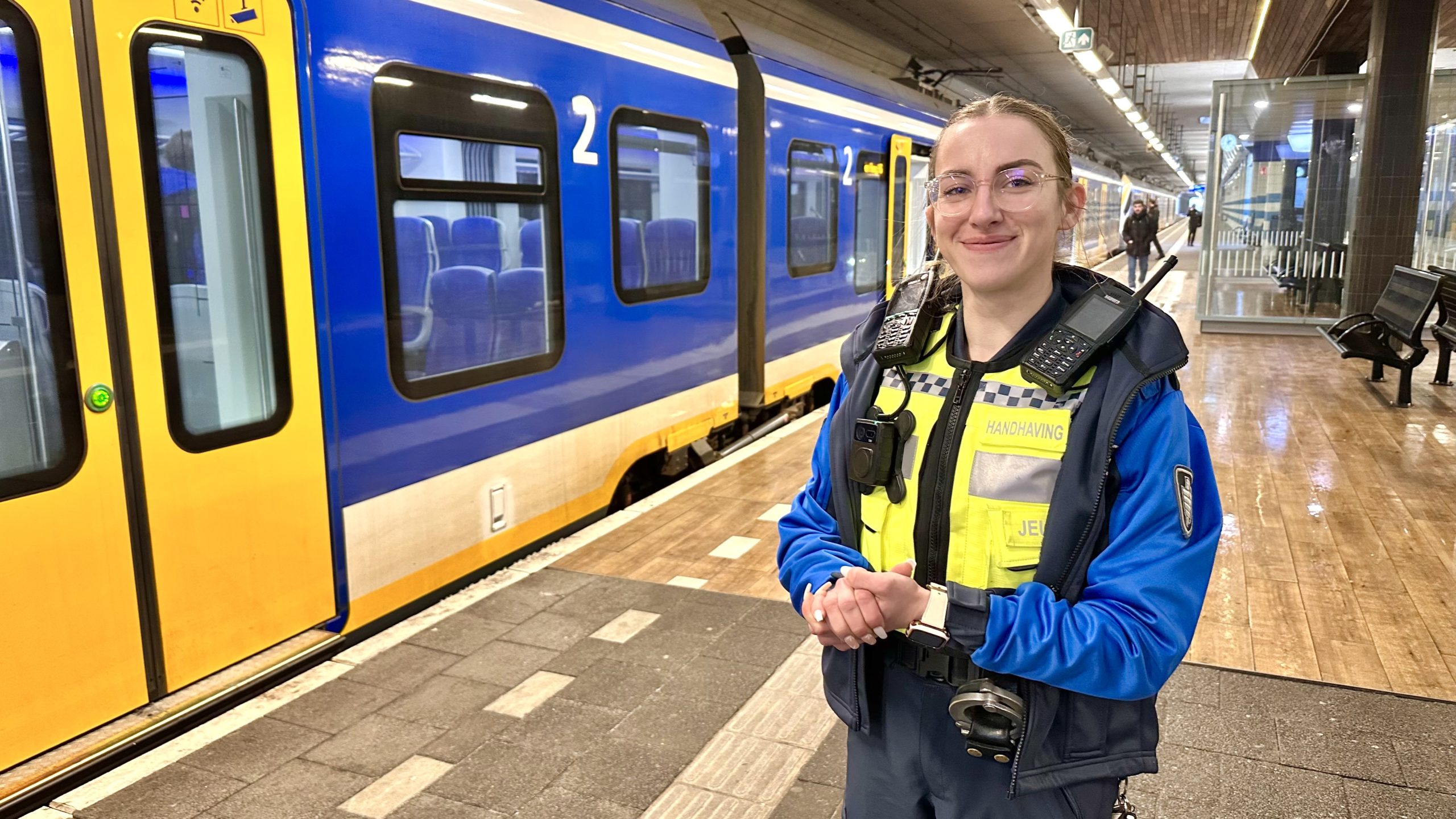 [VIDEO] Jeugdboa Lizzy zoekt nieuwe collega om jongeren echt te bereiken