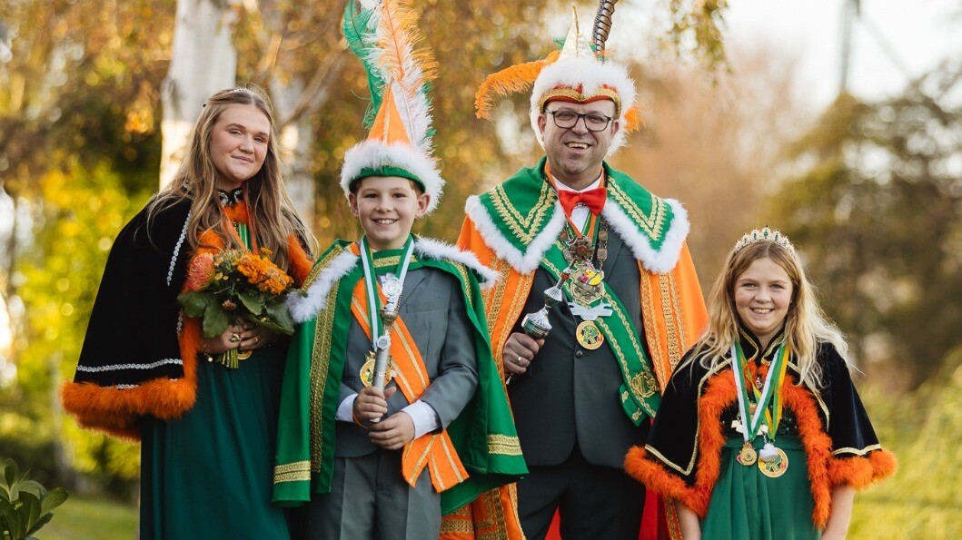 De Damzwabbers starten carnaval met feestelijk opwarmweekend