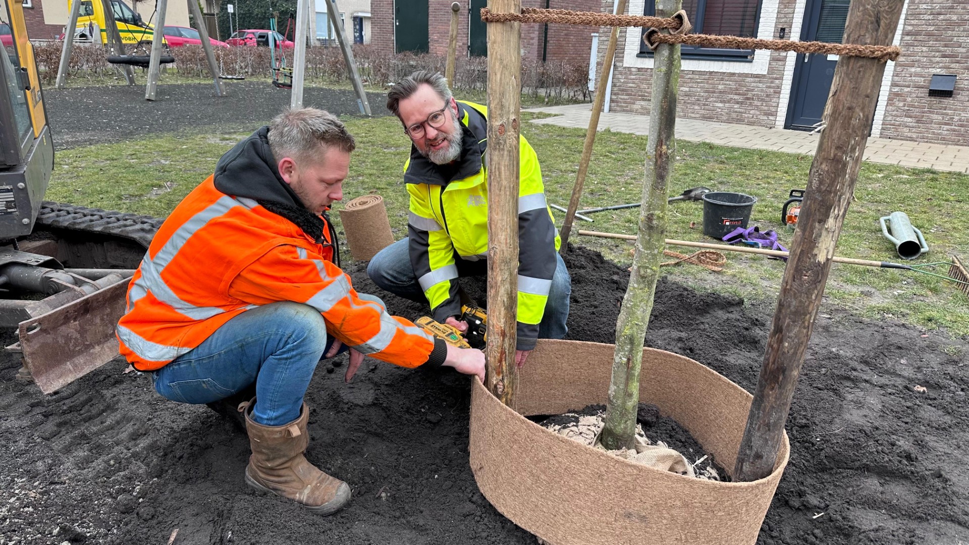 Rijswijk zet dit seizoen 400 nieuwe bomen in de grond