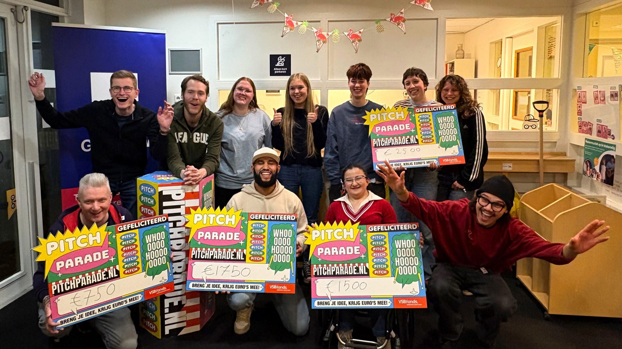 Zeer geslaagde Pitch Parade, jongeren verdelen €6.500 voor eigen ideeën