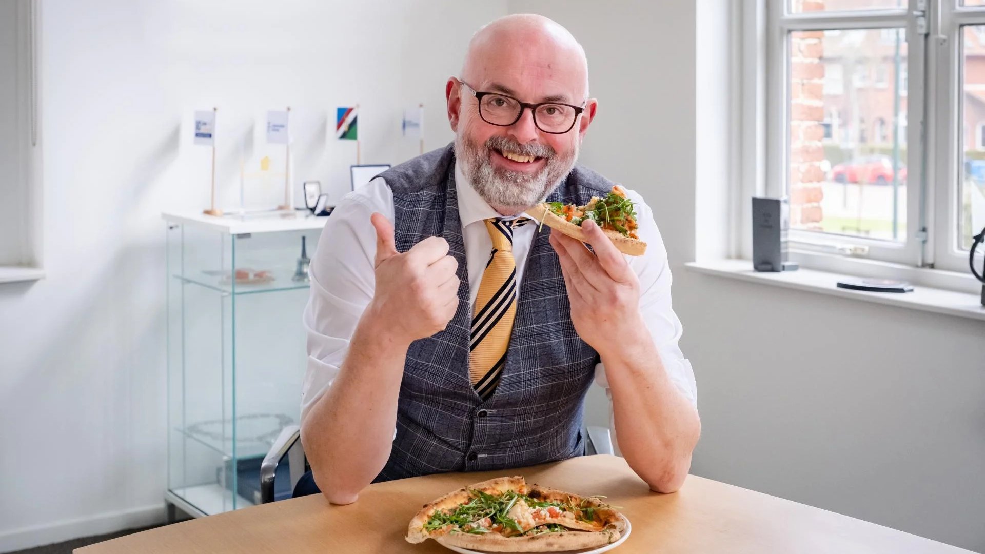 Eet pizza met burgemeester Vroom en praat mee over de verkiezingen