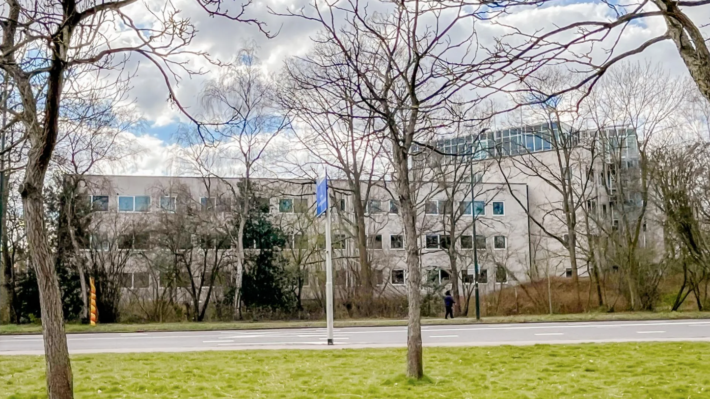 Start verbouwing tijdelijke woonlocatie Van Ruysdaellaan