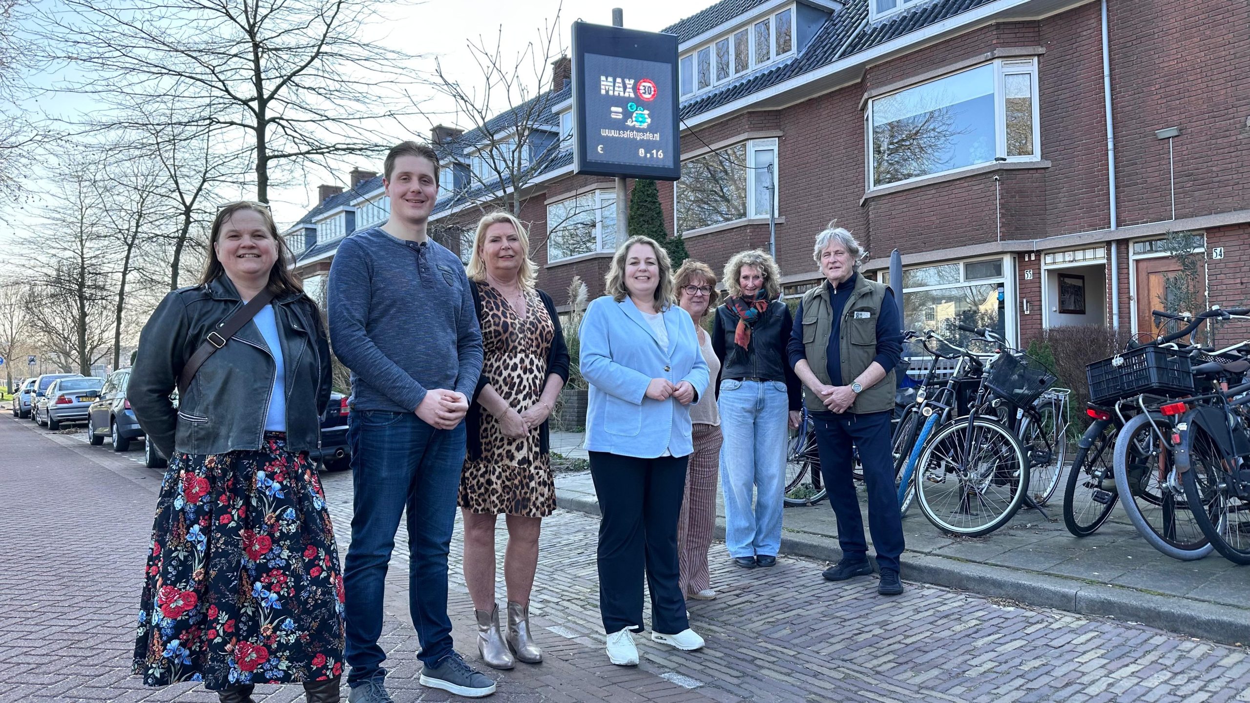 [VIDEO] Nieuwe spaarpaal beloont goed rijgedrag aan de Huis te Hoornkade